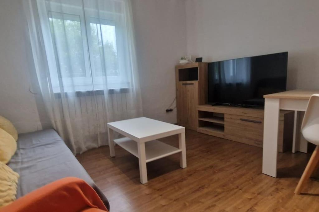 Apartamento En Oviedo 646A Εξωτερικό φωτογραφία